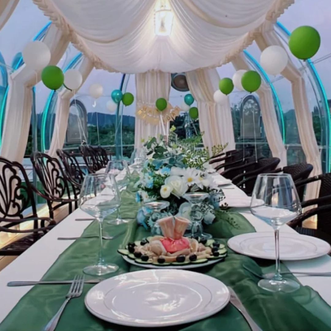 Sliding Door Dome House (Oval Shape)